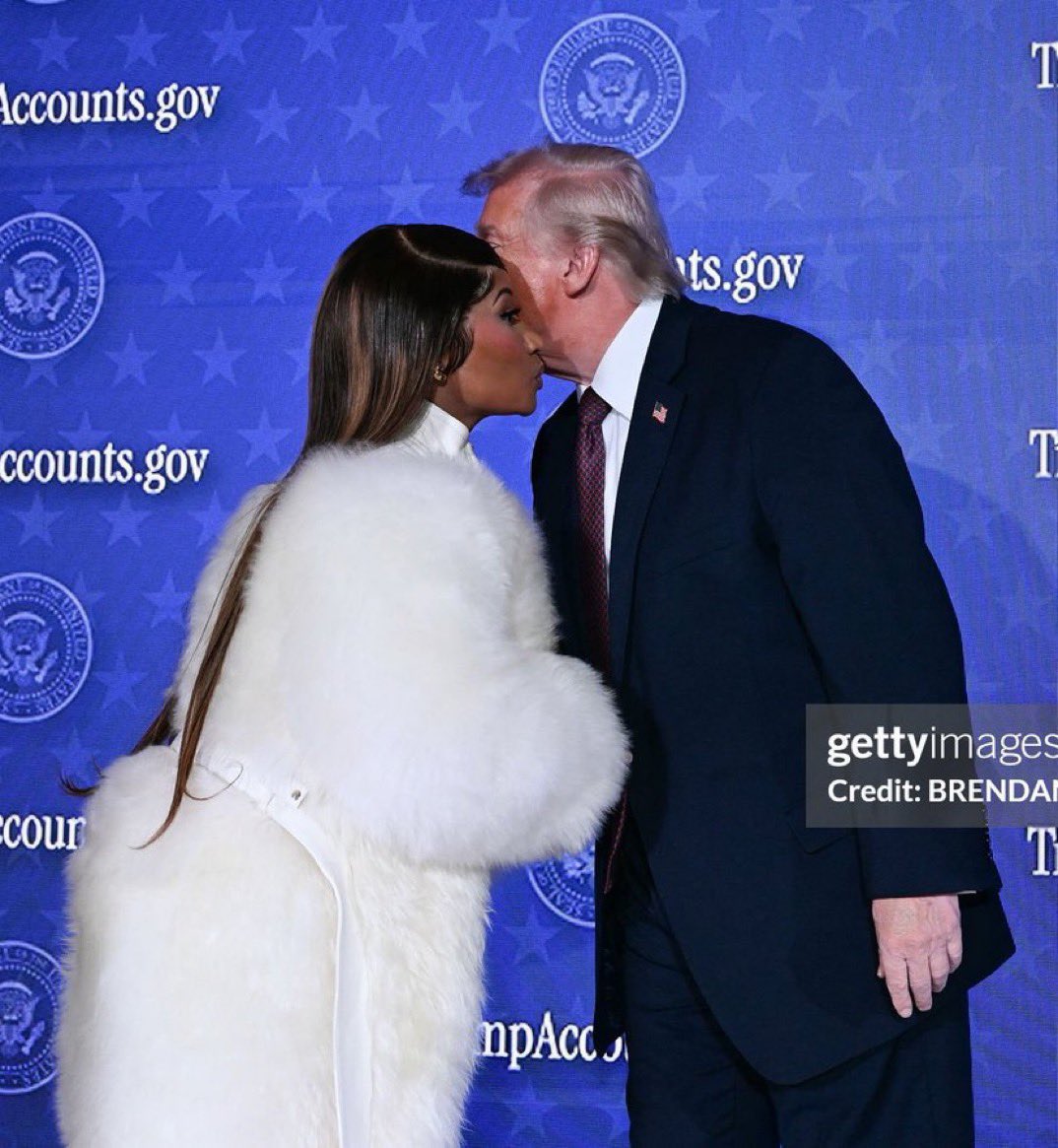 thebarbiesource's tweet image. My favorites 🥳