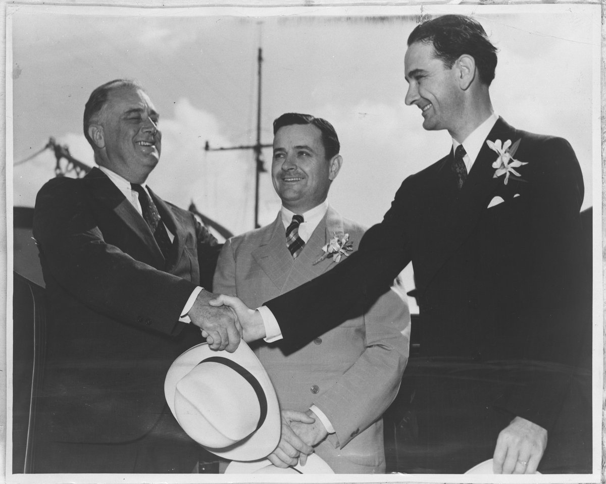 LBJLibrary's tweet image. #HappyBirthday to #FranklinDRoosevelt, who was born on this day in 1882! 🥳

#FDR was a mentor to #LyndonJohnson, giving #LBJ his first taste of national leadership through the #NewDeal—an influence that shaped Johnson’s lifelong belief in government as a force for opportunity.