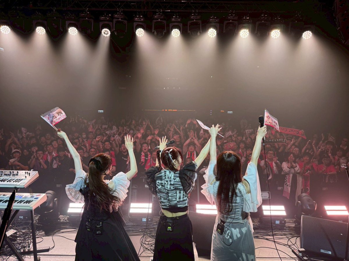sumiredooon's tweet photo. 多謝香港🇭🇰♥️♥️♥️♥️♥️♥️ https://t.co/wE5komWdyR