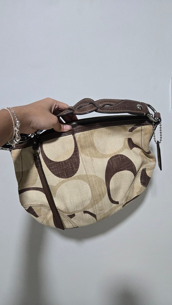 Chanimeoww's tweet photo. Coach เดมินครีมงานแรร์
มอมแมมตามรูปไม่มีสกิด
ราคา 5500 ส่งฟรี 
#coach #ส่งต่อกระเป๋ามือสอง #ส่งต่อกระเป๋า #ส่งต่อCoach #ส่งต่อ #ส่งต่อกระเป๋าcoach #ส่งต่อเสื้อผ้า #ส่งต่อรองเท้า #ส่งต่อเสื้อผ้ามือ2 https://t.co/Cj27rmvSaE