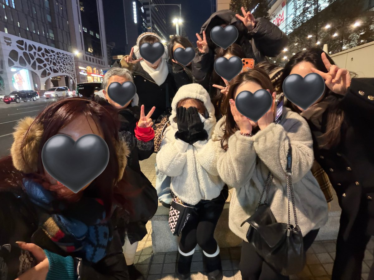 nene_s2s2s2's tweet photo. 夜の部☾·̩͙⋆

日韓Masayer大集合🫶🏽

📍江南トサンデロビジョン

#現役歌王
#日韓トップテンショー
#Masayer https://t.co/qcoJwfxBFP