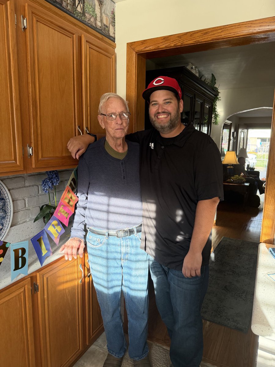 Ethan Dimitroff tweet media