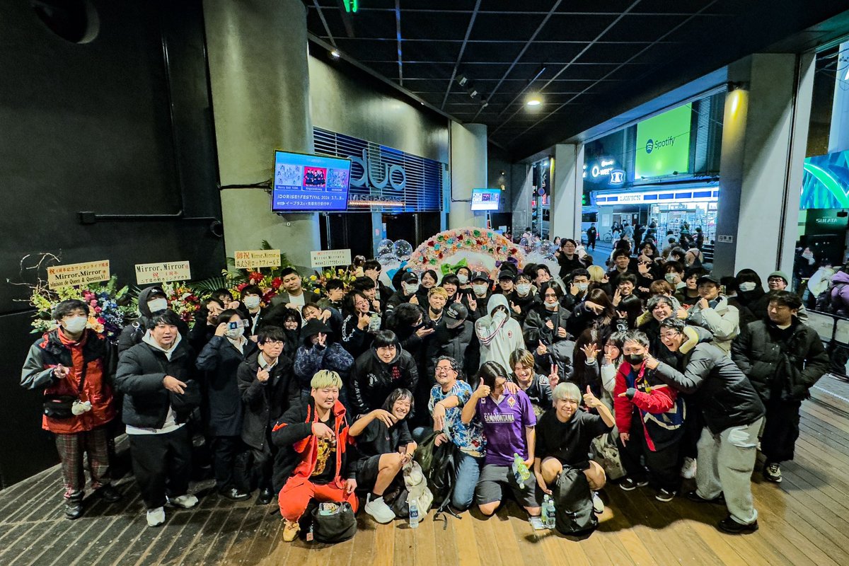 か ふ ぇ き ゃ っ と tweet media