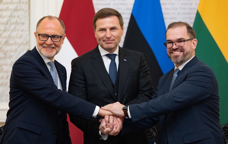 Baltic unity, resolve, and defence investment are our joint response to security challenges.
🇪🇪🇱🇻🇱🇹

At the meeting of the Defence Ministers of Estonia, Latvia, and Lithuania, we set a clear roadmap for:
✅ Enhanced European defence responsibility within a strong NATO
✅ 5% of