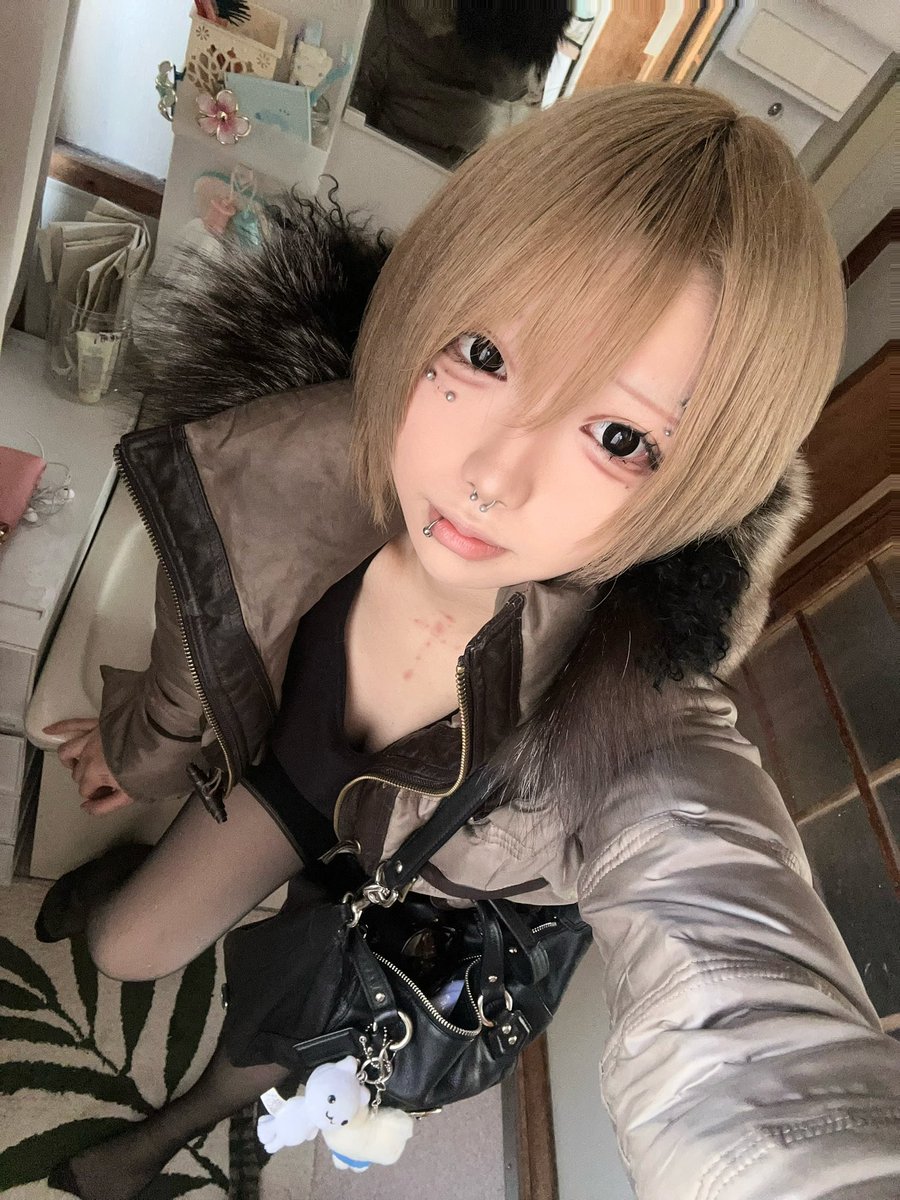 にこさん tweet media