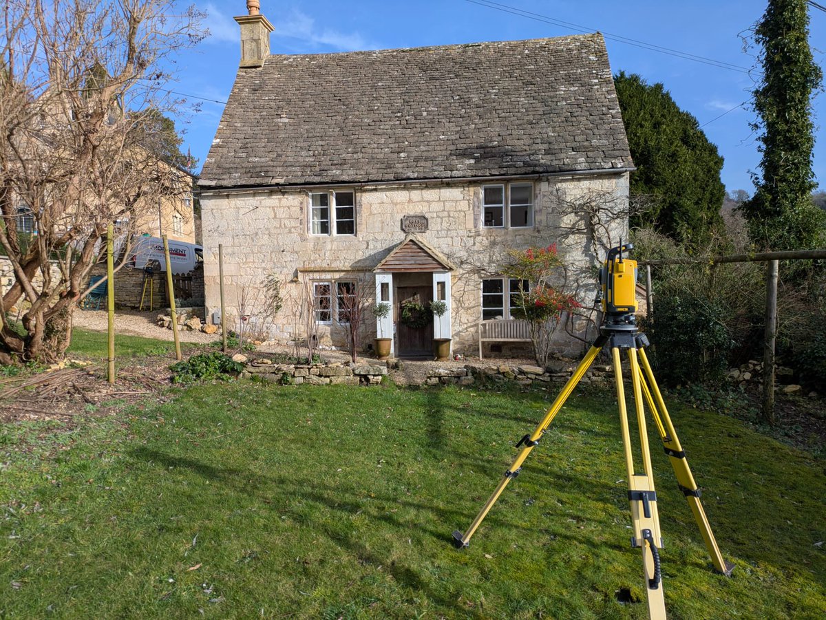 MonGeomatics's tweet photo. Garden survey in the sun https://t.co/0fP7jEaC4E