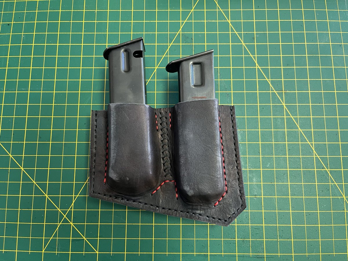 tejasmadecustom's tweet image. Double mag pouch with a little bit of battle wear. There are a few projects that I will be posting I have been busy. Thank you very much for your support and patience.
#tejasmadecustomleather
#leatherwork