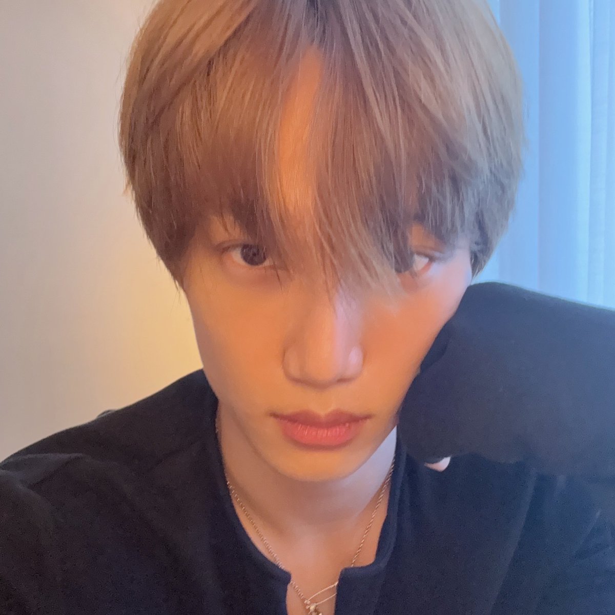 pixiejaemluvr's tweet image. IM GOING CRAZY WTH?? JONGIN?!!?!