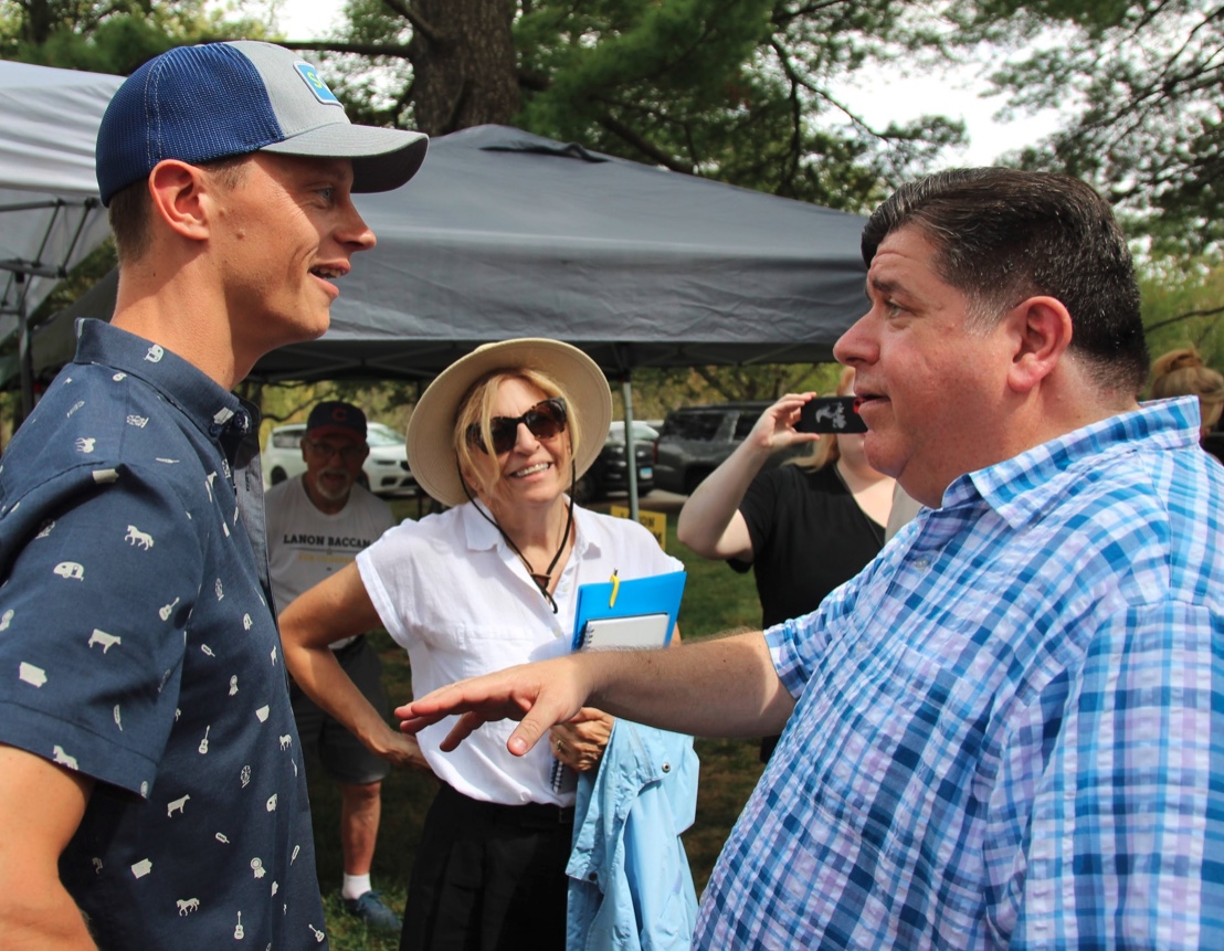 IowaGOP's tweet photo. Democrat Rob Sand cashed a $50,000 check from Illinois Governor J.B. Pritzker, a billionaire Hyatt heir and one of the most liberal governors in the country. For Iowans wondering whose priorities Sand is aligned with, the answer is written right on the check.
🔗https://t.co/BPkfRdFuAV