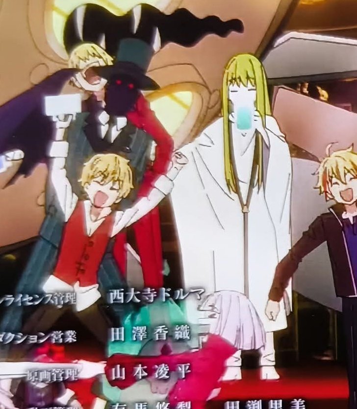 Oh my heart 😭😭😭 it’s like being at a party full of strangers and Enkidu would cling to the one person he trusts the most — Gilgamesh. Gil would go around socializing with everyone while Enkidu sticks right next to him 😭😭😭
(Just my delulu)
#gilkidu