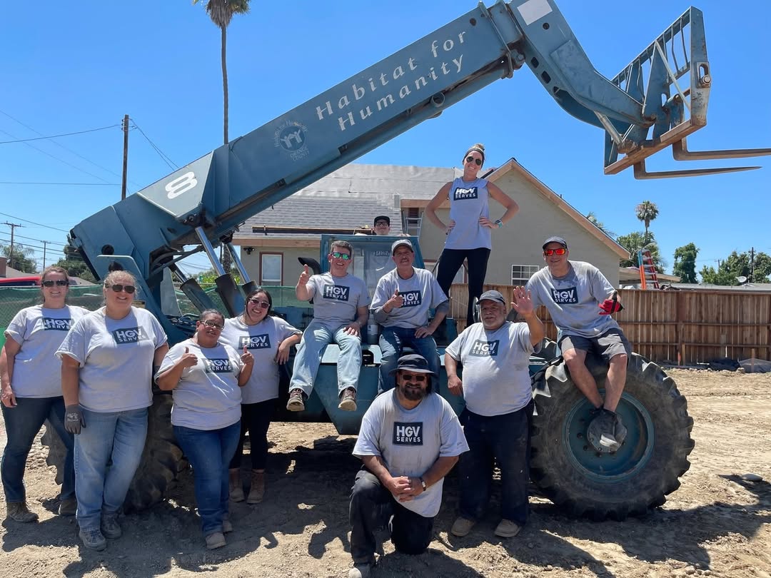 habitatoc's tweet photo. We might be biased, but it’s hard to imagine a better way to have fun at work than volunteering on a Team Build. 🛠️😊

Psst… 👀👀👀 If this sounds like your kind of fun, #LeadersBuild2026 is coming soon on March 5! Learn more at https://t.co/0jhThbhj78.

#NationalFunAtWorkDay https://t.co/rIGVb75NZg