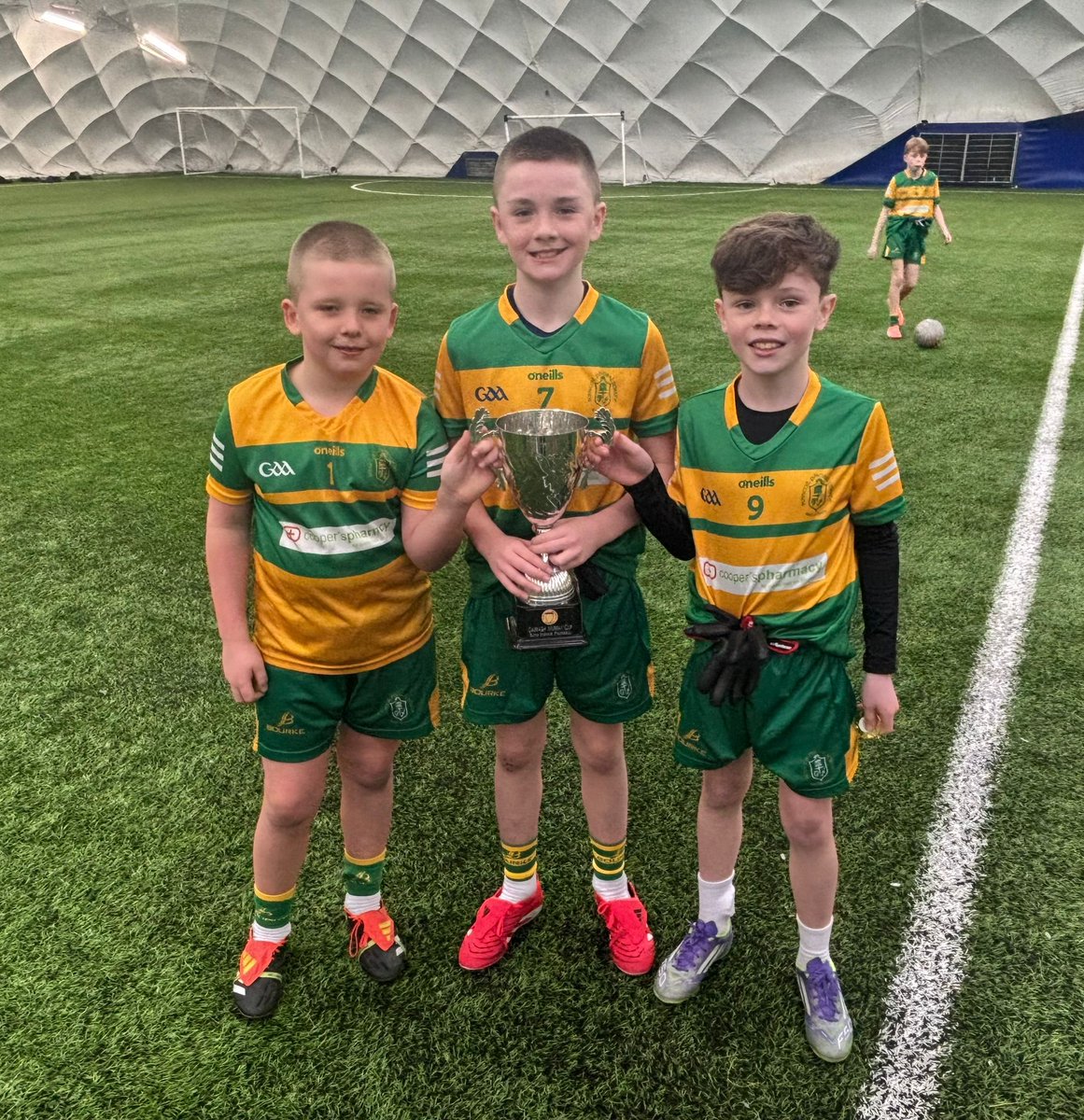 Lámh Dhearg CLG tweet media