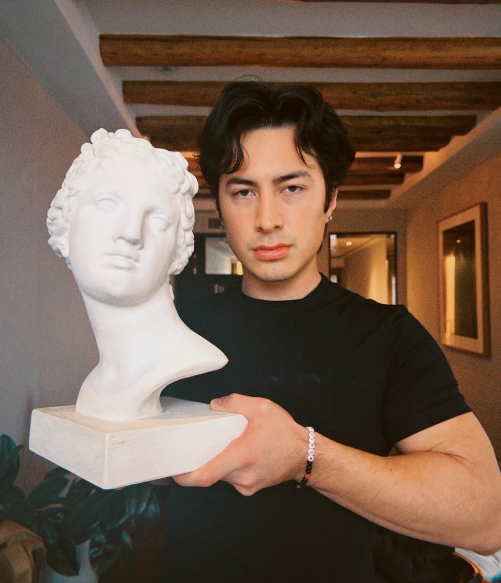 10SUHS's tweet image. Yeaahhhh….🚬🚬🚬🚬🚬