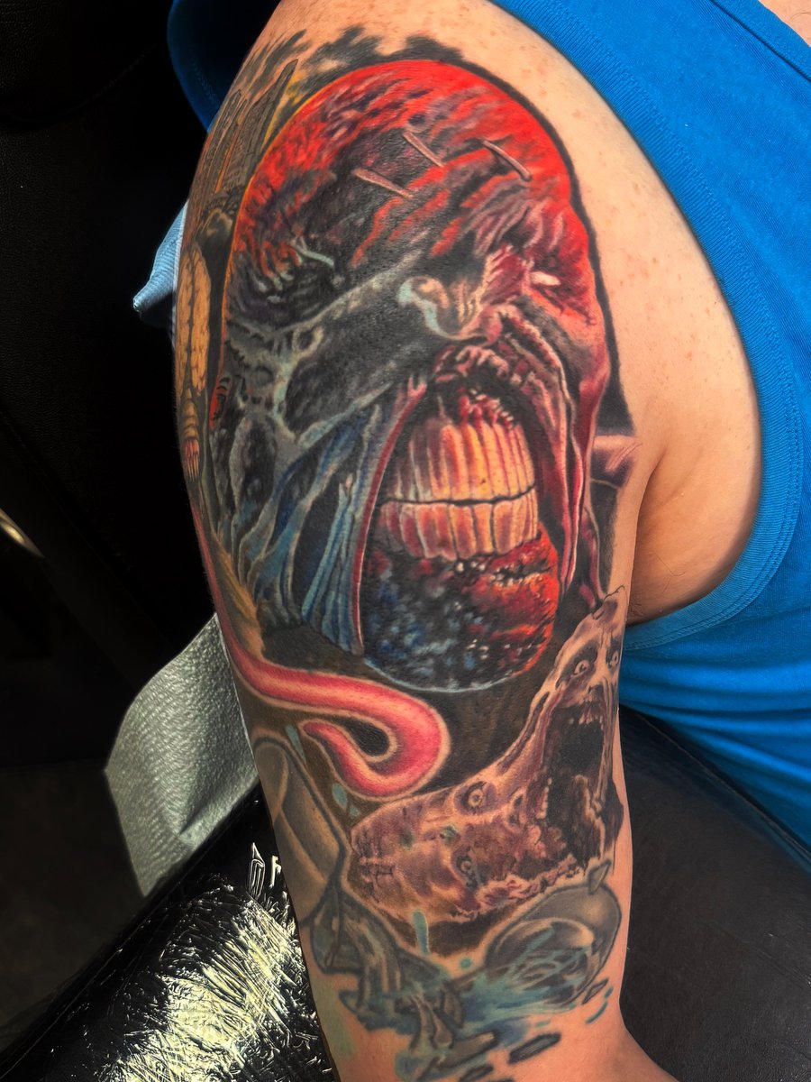 $VOID isn’t mined,  it’s carved.
Ink becomes ritual, Nemesis rises as the mark where art, pain, and value fuse into permanence.
 39,166 $VOID purchased and sent to the community wallet.