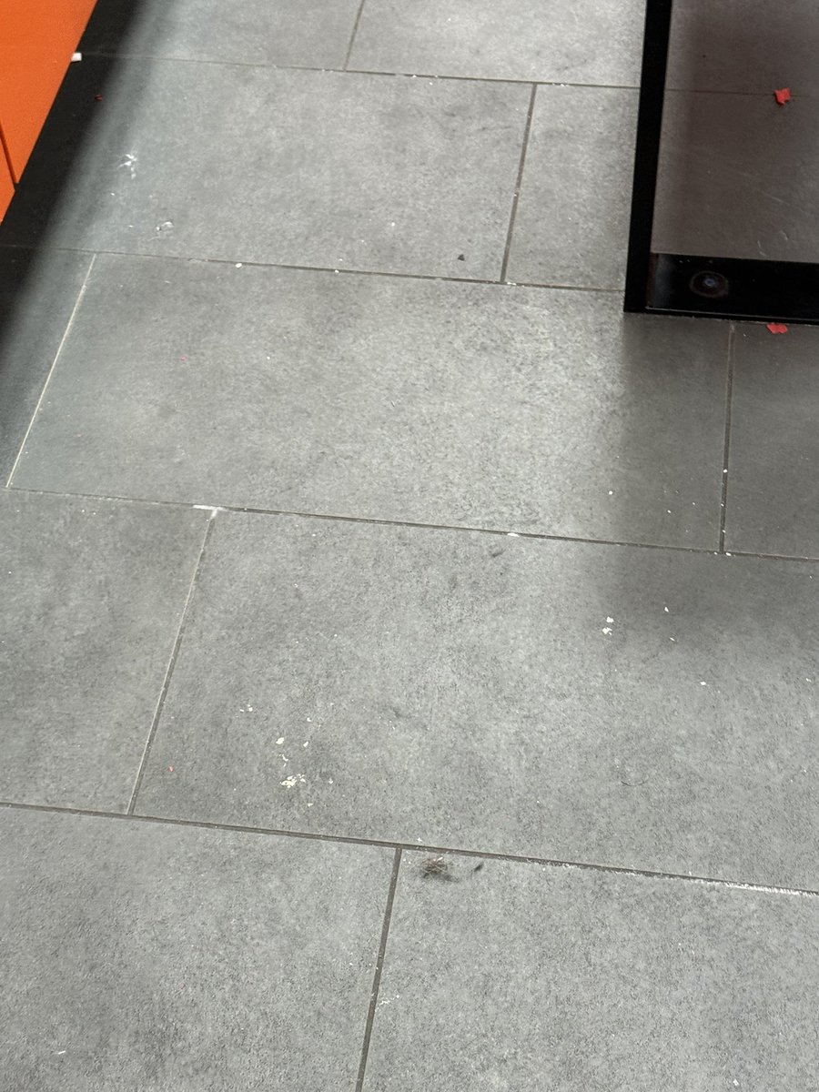 ilanshark's tweet photo. More photos of the floor of the men’s bathroom. As a gym you need cleaning people all the time. Don’t be cheap hire responsable people that do their job. https://t.co/7qnfkVKZRb