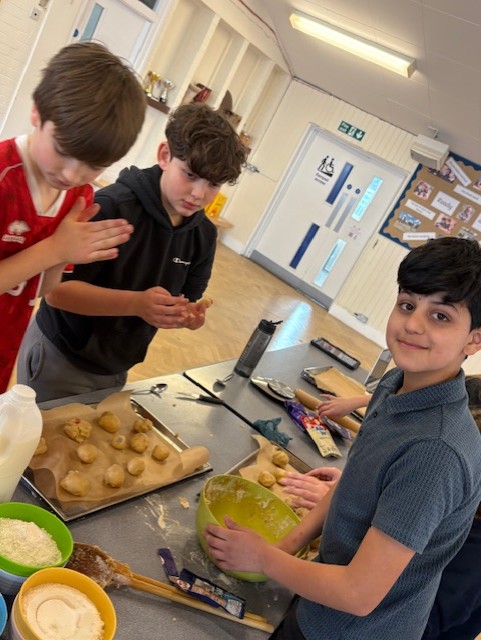 Manor Primary School tweet media