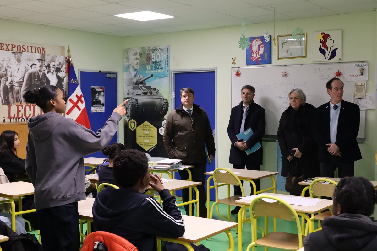 Image de Préfet de l'Orne - #Scolarité | 👩🏫Ce jeudi 29 janvier, Hervé Tourmente, préfet de l’Orne, a visité le réseau d’éduca