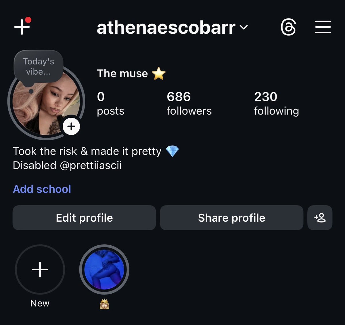 If I don’t text back on here try reaching me on instagram im sorry I’ve missed so many dm’s 😩