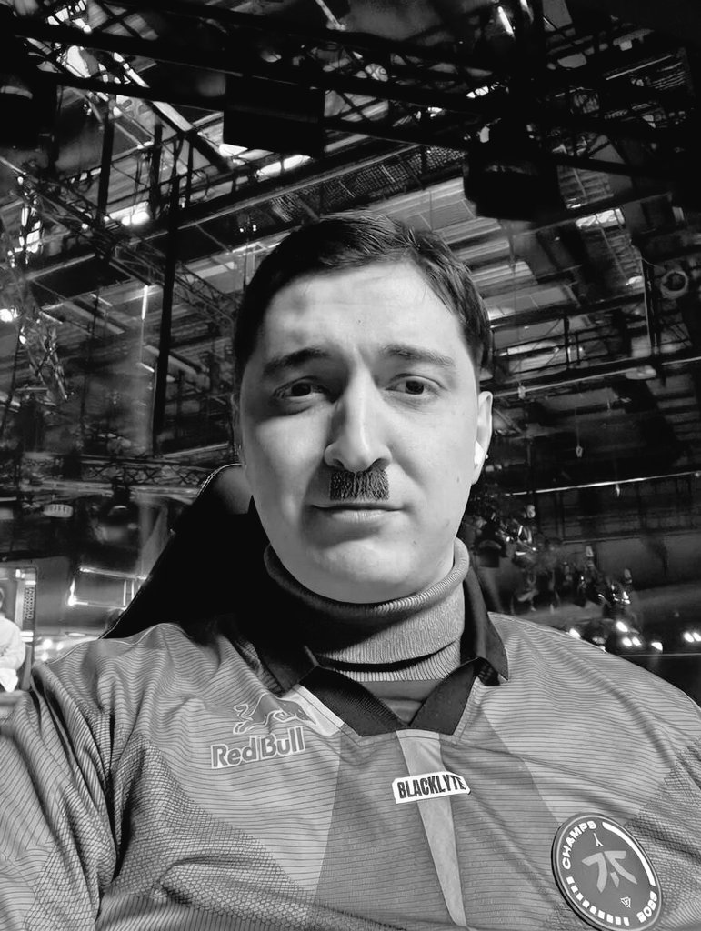 M8TargetLocked's tweet image. Je commence a me allemagnifié