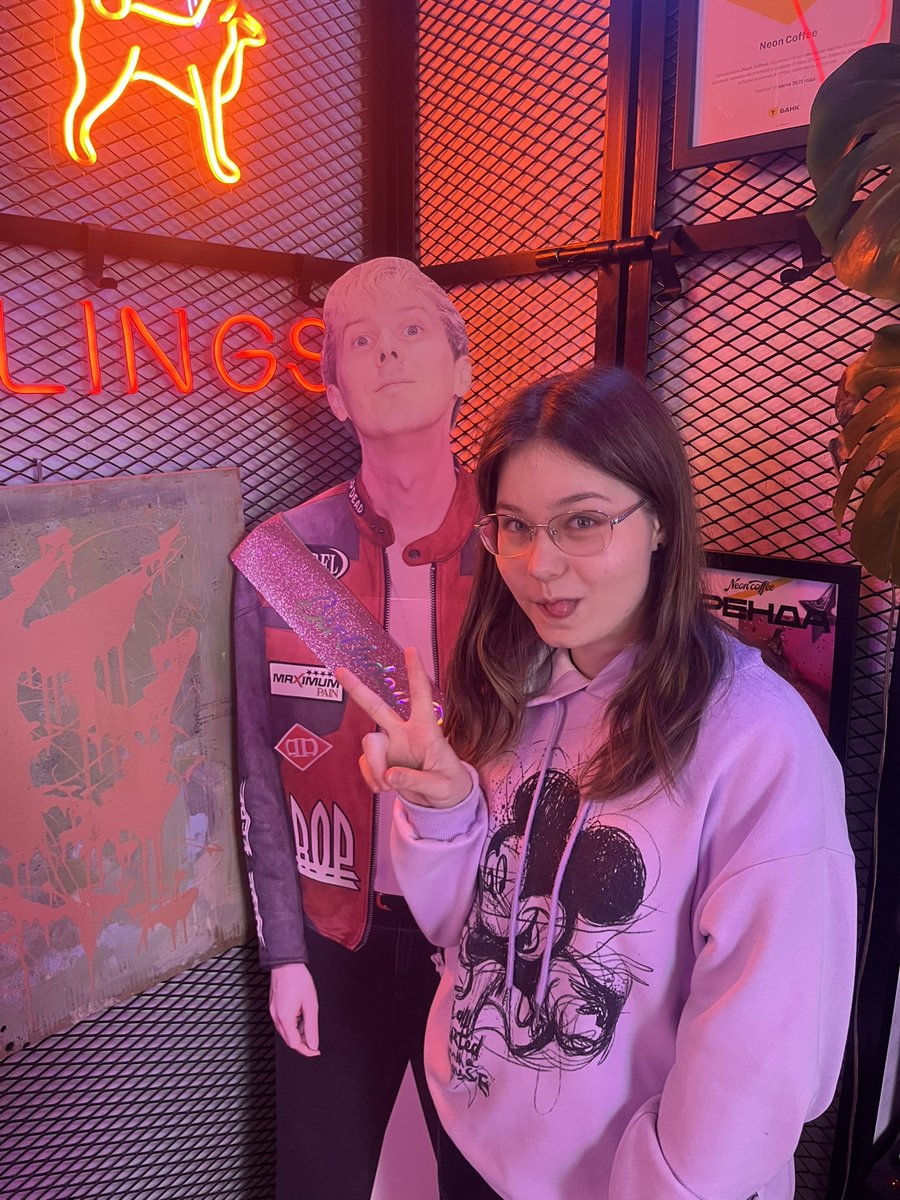 ᴅemonᴅh 𝘳+ꫀ 🦖📼 tweet media