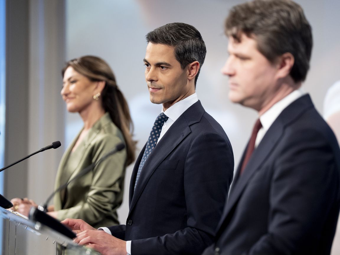 KritischePatri's tweet image. Iedereen die NIET wil dat het #eigenrisico naar 460 euro gaat doe een ❤️ 
#aandeslag #coalitieakkoord