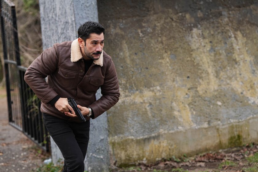 ugurnesupdate's tweet photo. 🆕│#RüyaGibi'nin 9. bölüm fotoğraflarından #UğurGüneş https://t.co/Ifxdyfkb2p