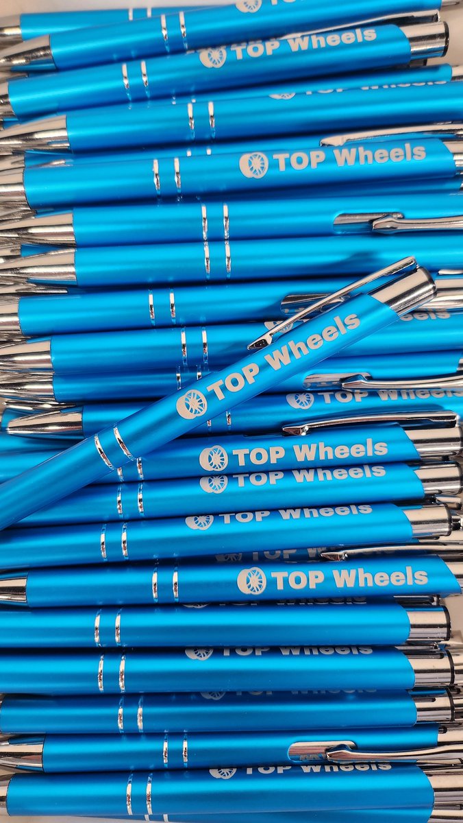 uvimark's tweet photo. https://t.co/MmZSDxANT0
¿Buscas un regalo promocional que funcione? 📷
Los bolígrafos personalizados son económicos, útiles y perfectos para que tu marca viaje a todas partes 📷
📷 Escríbenos y personaliza el tuyo

#Hashtags
#Publicidad #Merchandising #BolígrafosConLogo #RegalosDeEmpresa #Marketing #Promocionales #Marca