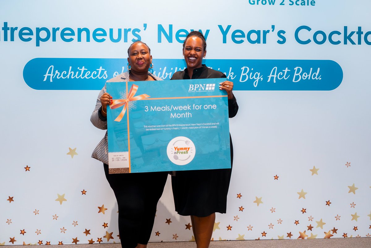🎉The seventh prize went to <a href="/RosieKayitesi/">Rosie Kayitesi</a>, CEO of <a href="/kashlash_rw/">TEAK Products - Kashlash Ltd.</a>, and she won a 3 meal per week voucher from <a href="/yummynfresh/">Yummy-N-Fresh</a>🥗

The prize was presented by Pearl Umuhoza, the CEO.