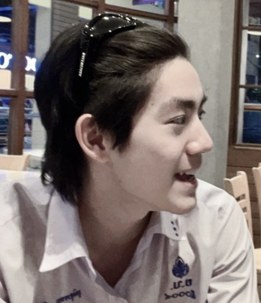 alaiwa_sm's tweet image. โหห หมดใจยังไงก็พี่ภูมิ ( 🙇🏻‍♀️ ) ยื้มสันกรามมาหั่นหมูหน่อยลูกพี่ t—t

       ALMOND SHINES TO TT 700K
—⋆
#7แสนฟอลเฮียม่อนพร้อมซิ่ง
#Almondbabybigboy