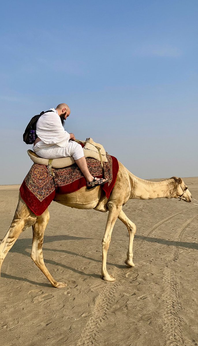 🕋 Mekke, maneviyatın kalbi Kabe’nin huzurunda ruhumu dinlendirdiğim umre ibadetinin ardından, bölgenin kadim tarihini ve zengin kültürel dokusunu keşfettiğim unutulmaz bir yolculuktu.
