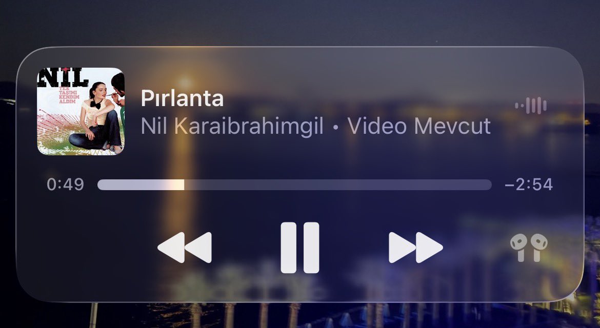 afferinsize's tweet image. spotify jam’de sevgilimin bana açtığı şarkıya bak ne anlatmaya çalışıyor acaba