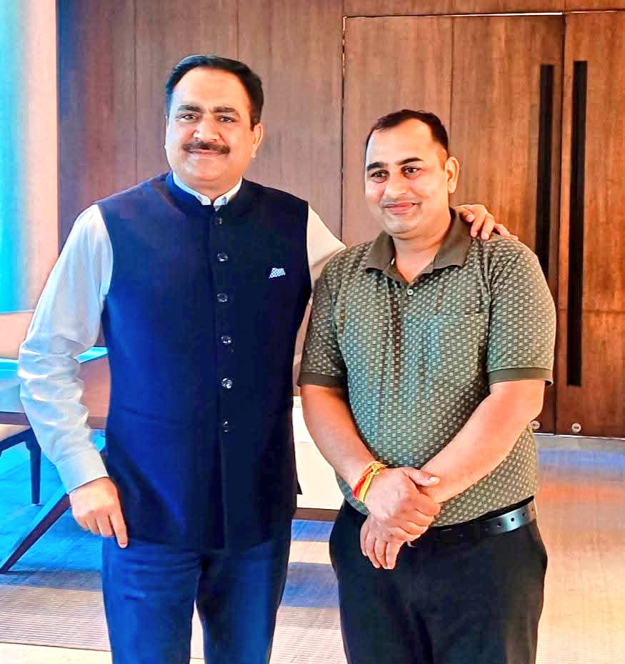 rkbhola9's tweet photo. 🎉 Warm birthday wishes to Rakesh Swami, Group President – Corporate Affairs, Godrej Industries.
Wishing you good health, continued success, and inspiring leadership in the years ahead. 🌟
@rkswami @GodrejEnt_group
#HappyBirthdayRakeshSwami #Leadership #GodrejIndustries https://t.co/oxHBmUioWY