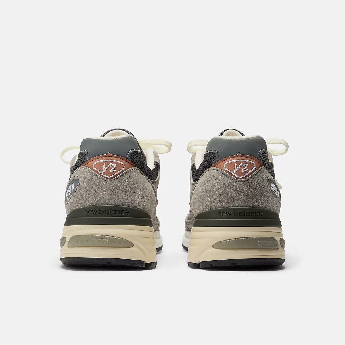 snkr_twitr's tweet photo. AD: Dropped via NB US
NEW New Balance 991v2 Made in U.K. 'Elephant Skin/Cork/Dark Gull Grey'

Shop -> https://t.co/rP1hYNwhxD https://t.co/lBpWv49u00