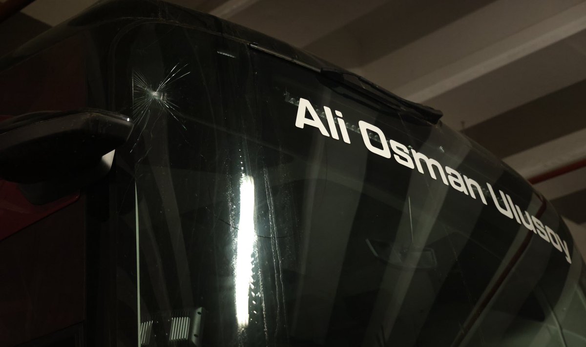 Deplasske tweet media