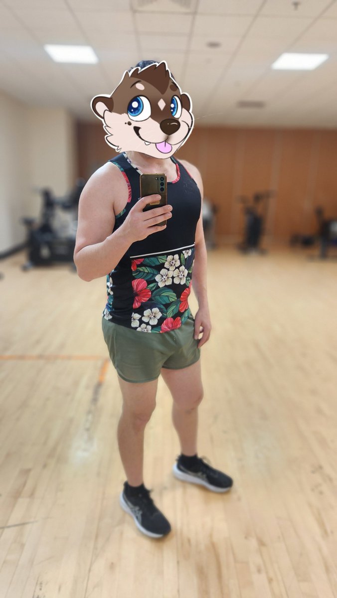 🦦 MoarCowbell 🔜 CFZ🦈 tweet media