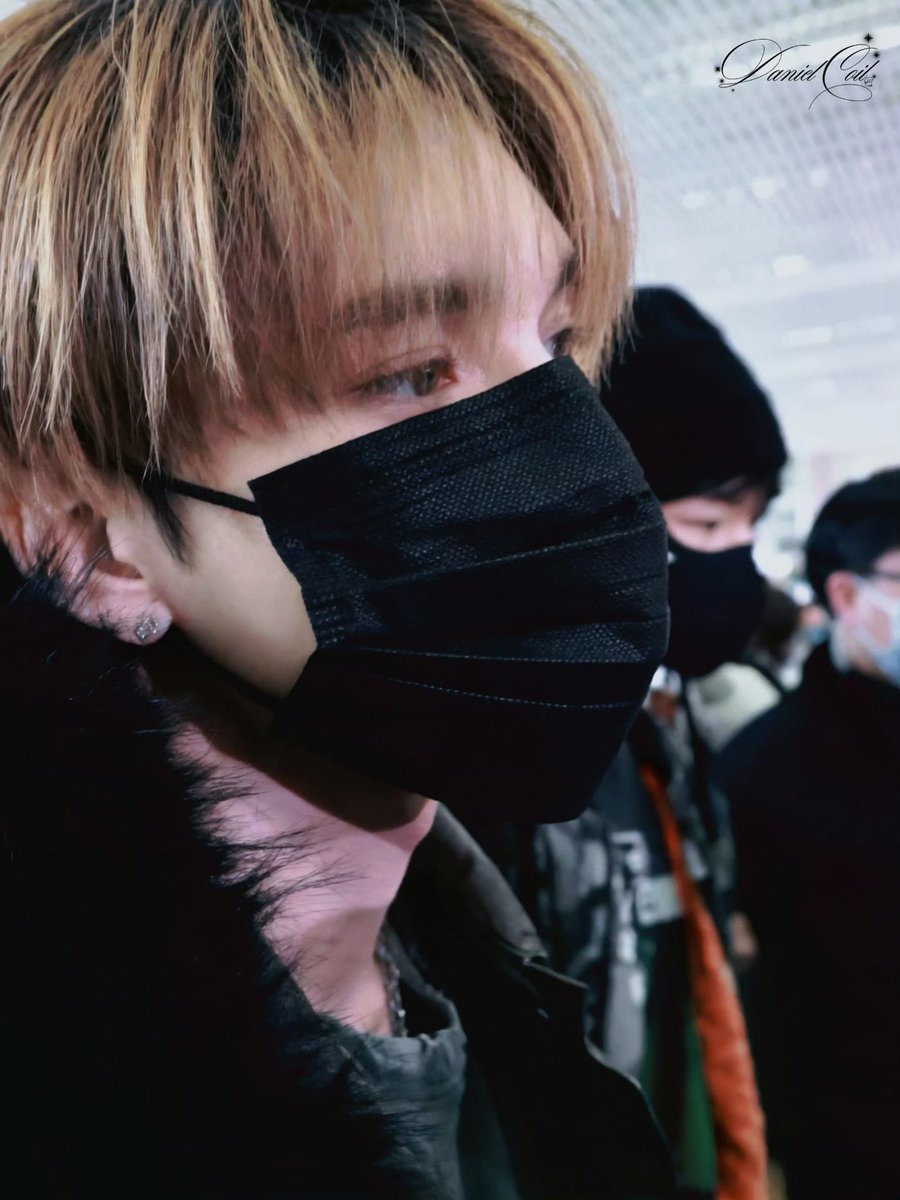 Daniel_Coilove's tweet photo. my husband（I’m kidding……
#이다니엘  #DANIEL #SMTR25 https://t.co/e7ekeJkrTO