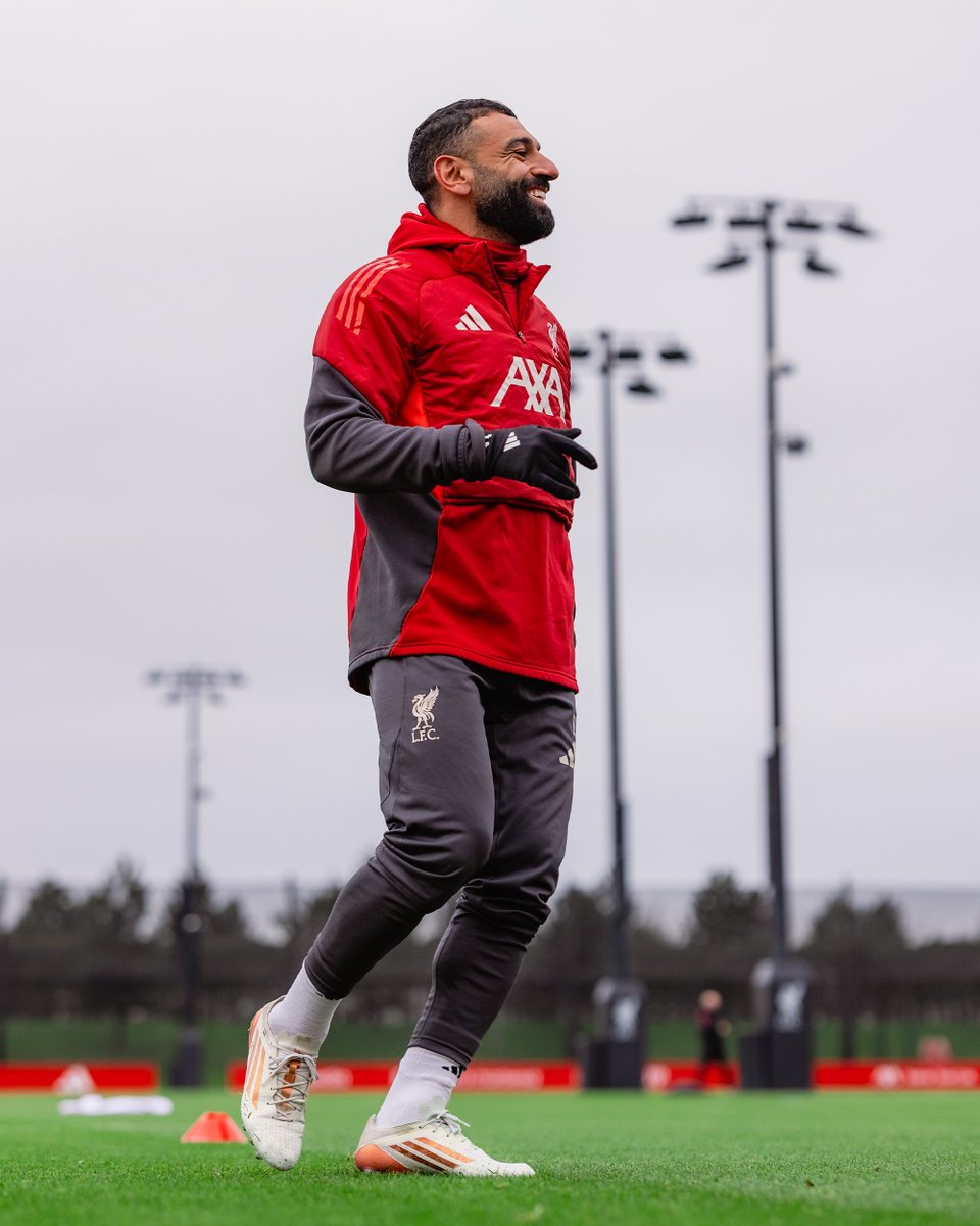 LFC's tweet photo. 😄📸 https://t.co/TsGu5A8ici