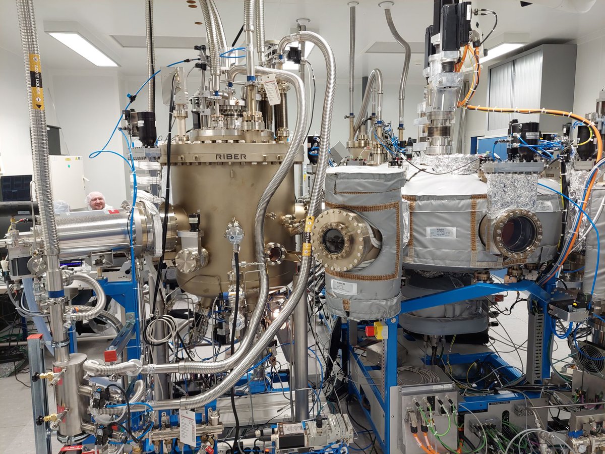 jyves94's tweet photo. @CEA_Leti ⚡️#Riber et le @CEA_Leti collaborent depuis des décennies via des laboratoires communs.
Dans le cadre de cette nouvelle salle blanche et de la ligne pilote #FAMES, l'expertise de Riber aide à : https://t.co/uAGVd6E3PO