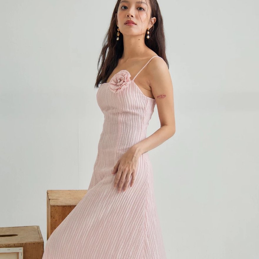 อีก 4 แบรนด์ไทยที่ทำถึง ความดีเทล ความมีกิมมิกคือสวยหรู ลูกคุณไม่ซ้ำใครมาก ใส่แล้วคนต้องทักแน่นอน ความหวานซ่อนเปรี้ยว แนะนำงับ

1 s.shopee.co.th/BNxyQRezM
2 s.shopee.co.th/AUoAHZBDrM
3 s.shopee.co.th/1gCllsMFQa
4 s.shopee.co.th/4VWx8nwbZO