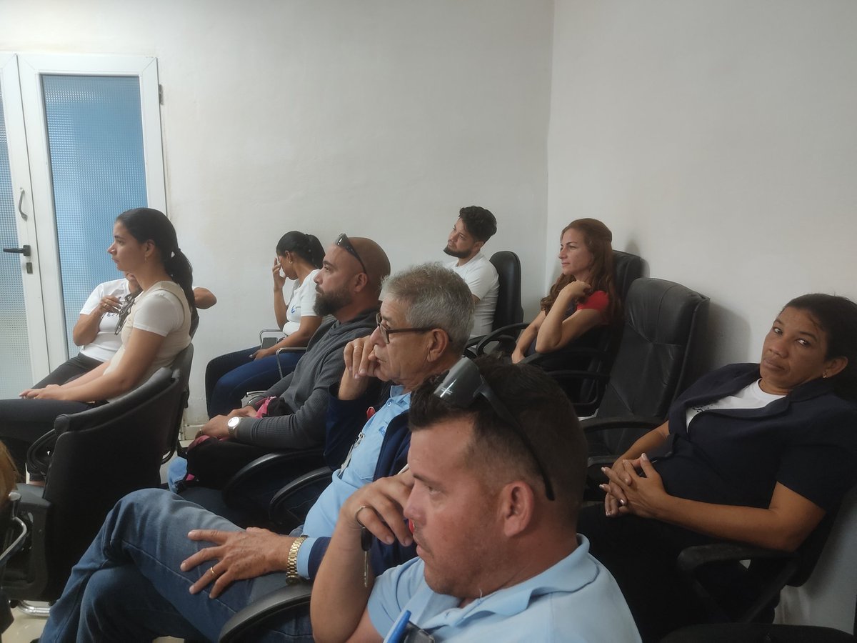JuanCarMsa's tweet photo. Se desarrolla el balance anual del 2025 en el #CTLC Principal Las Tunas. Exponiéndose los resultados positivos, las deficiencias durante este período y las proyecciones de trabajo para el 2026. https://t.co/WAvYezrpQh