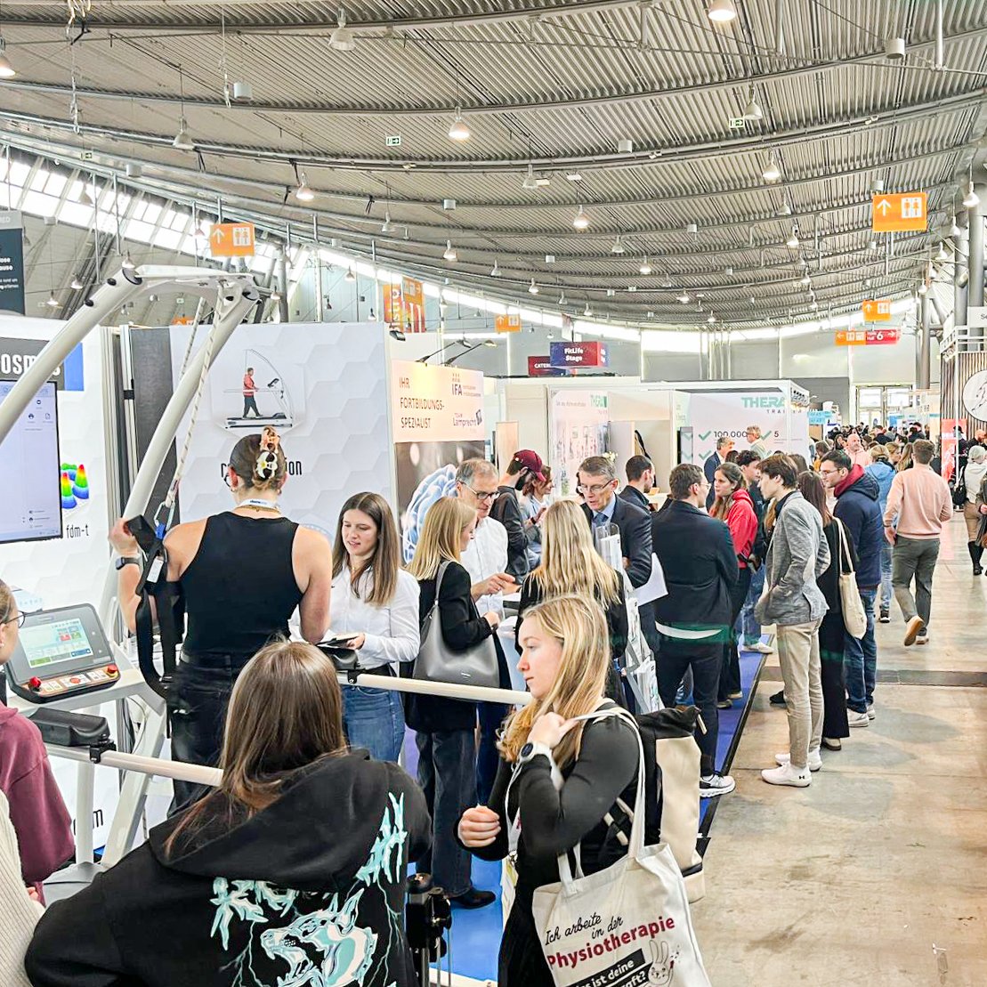 hpcosmos tweet media