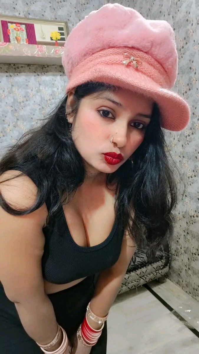 Follow me ♥️🌹♥️