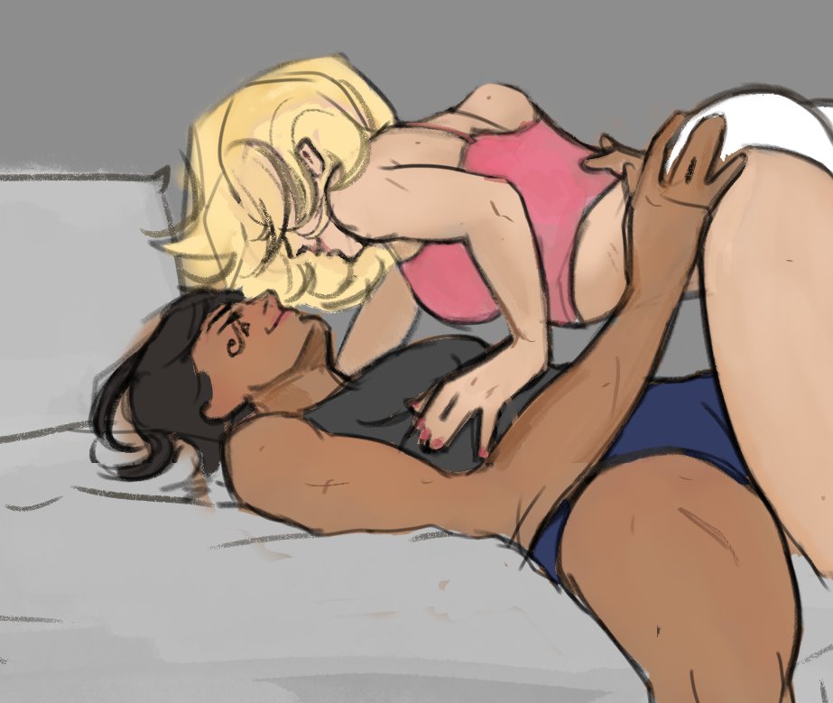 Preening for prey 💞