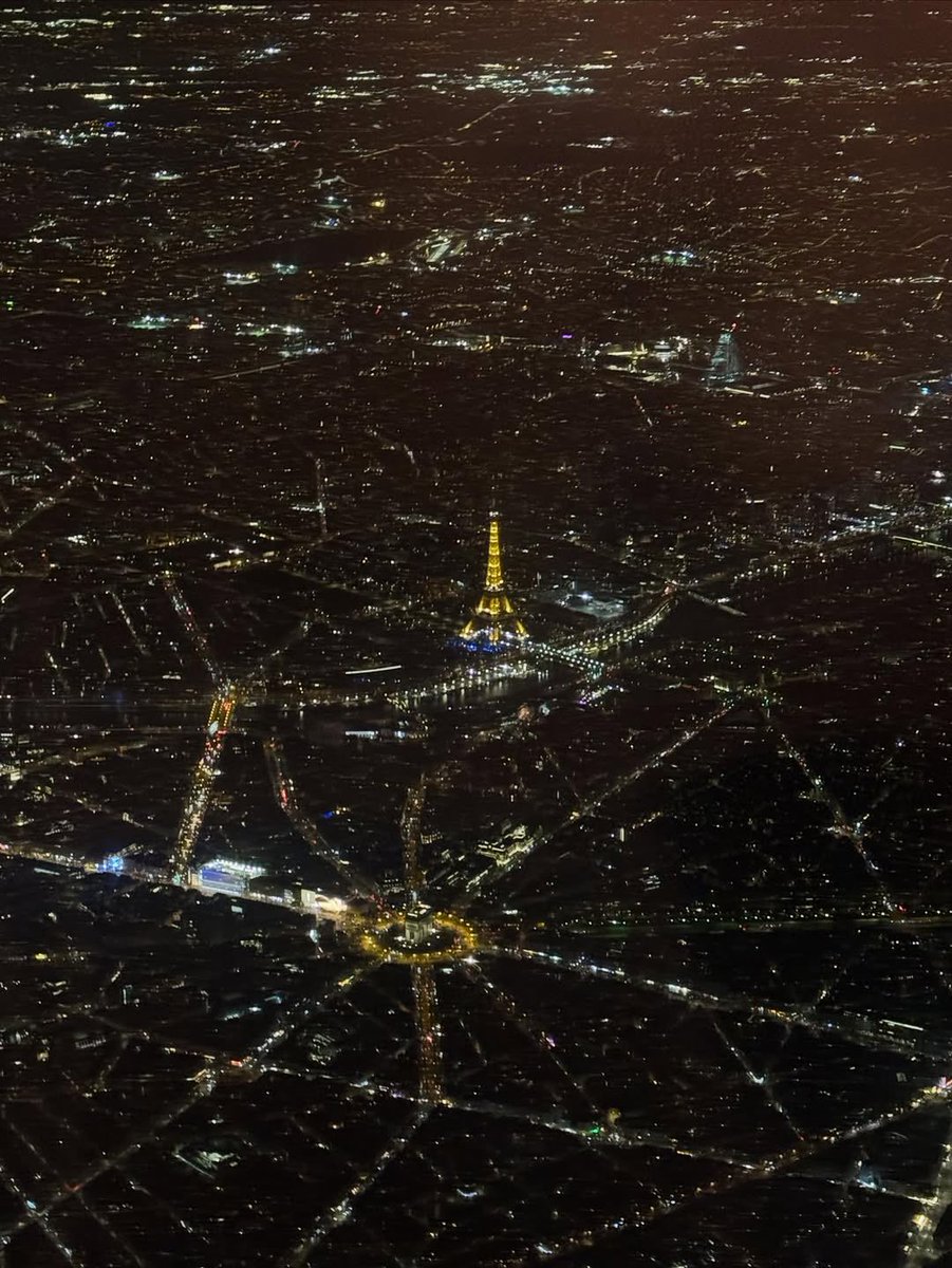 Butterflless's tweet image. 