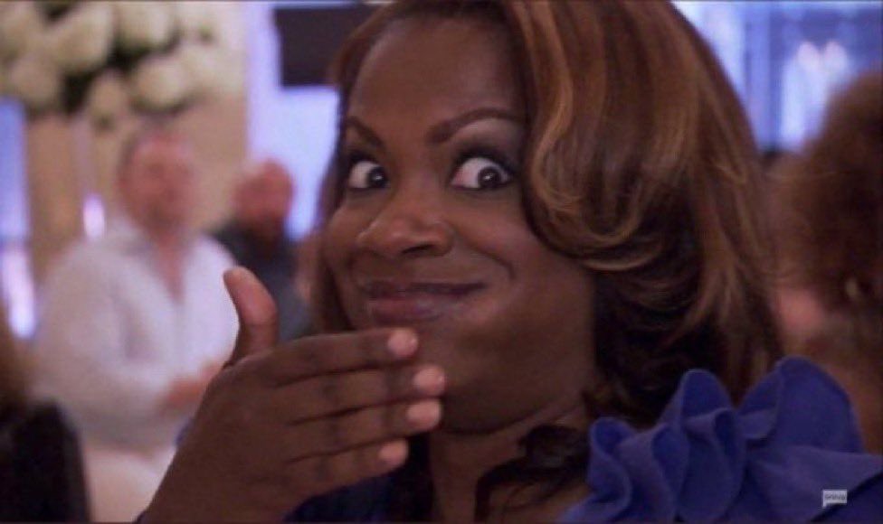 luvblessingz's tweet photo. I pretend not to see people's embarrassing moments. https://t.co/BbJsqcoXJf