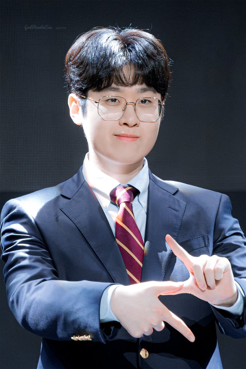 우피¹⁰ tweet media