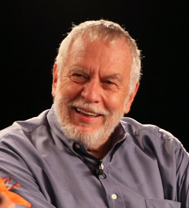 Il y a 83 ans, le 5 février 1943, naquit Nolan Bushnell, ingénieur et inventeur américain. Il sera connu pour être un des pionniers de l'industrie du jeu vidéo en ayant conçu le jeu vidéo Pong. Il fondera la société vidéoludique Atari en 1972 #LaPetiteInfoDuJour