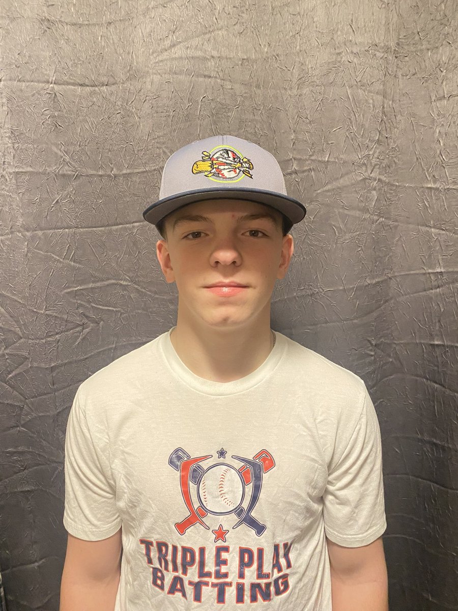 TRIPLEPLAY_NR's tweet photo. Get to know the TRIPLE PLAY’S Athletes of the week
Blake &amp; Ben Kitchen

Blake’s favs 
position: center field 
food: pasta 
animal: polar bear 
player: Steven Kwan 
Spring goal: hit .650 
Career goal: make it to the league. 
One song: Feathered Indians  
1 stadium: Tampa Bay https://t.co/ufQuXAN4FX