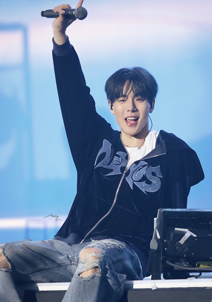 셔누리다⁶¹⁸ tweet media