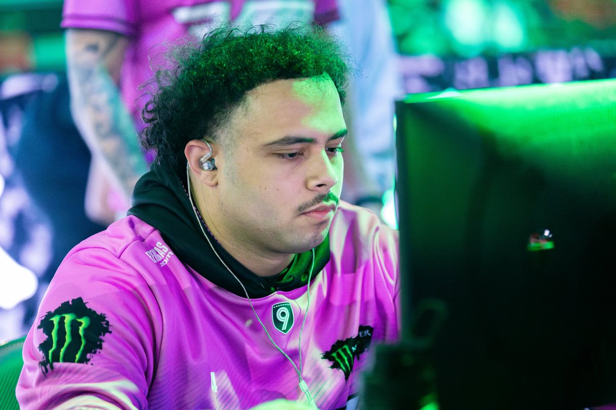 FaZe Vegas tweet media